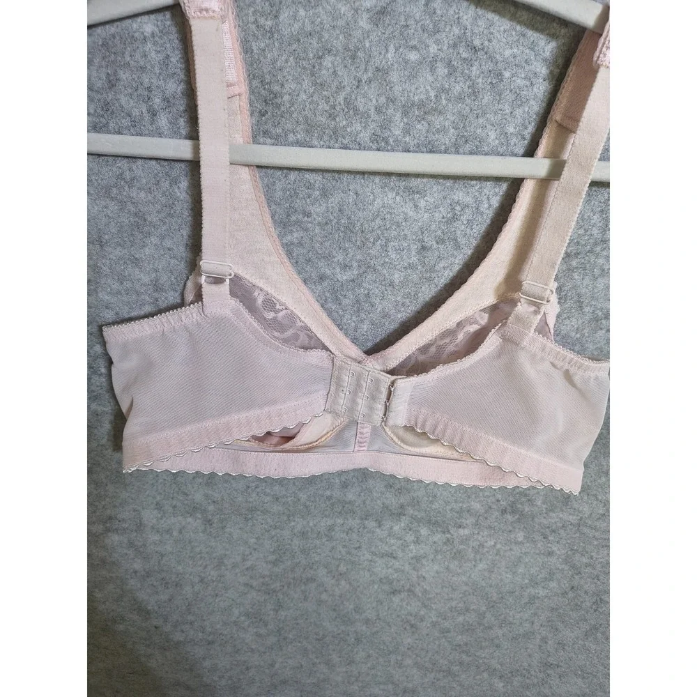 Glamorise Magic Lift 1000 Black Bra Size 38C No Wire Or Padding Lacy Pad Straps